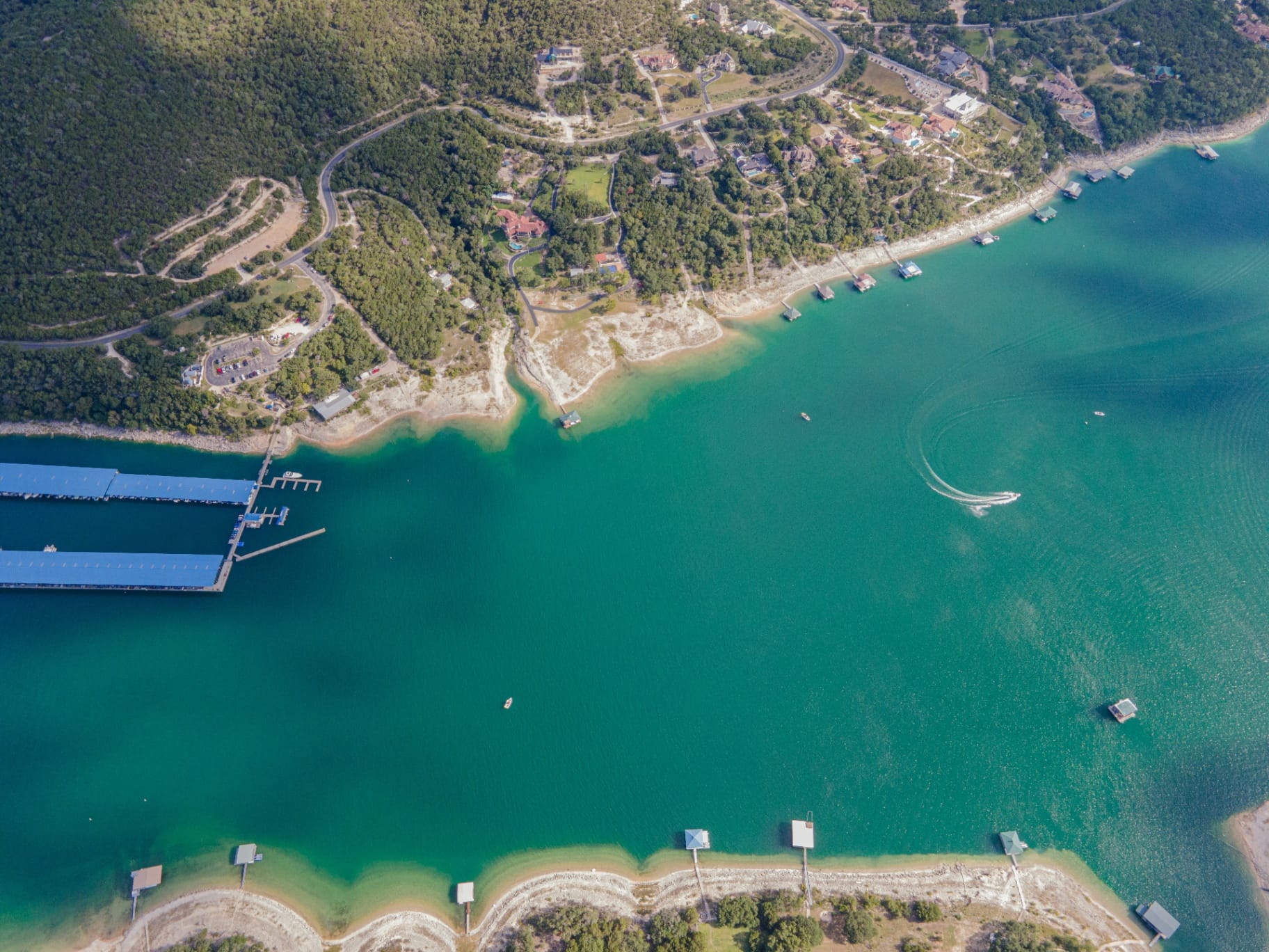 Lake Austin vs Lake Travis Waterfront Homes: Key Differences Buyers Need to Know Lake Austin vs Lake Travis Waterfront Homes: Key Differences Buyers Need to Know - Austin real estate insights