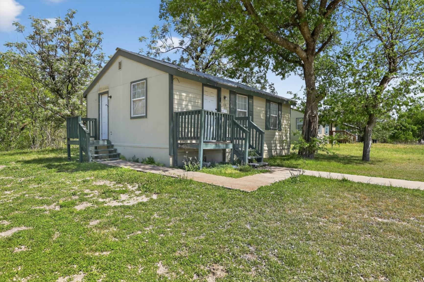 709/711/713 Bremser Ave, Killeen TX, 3 individual rental homes