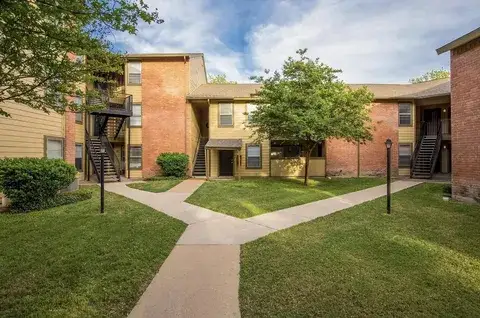717 S. 11th St, Temple TX, 6-unit multifamily
