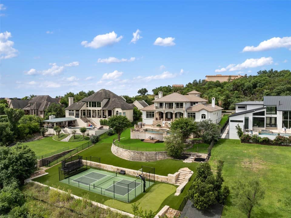 Davenport Ranch real estate, luxury homes for sale in Austin Luxury homes in Davenport Ranch Austin Texas