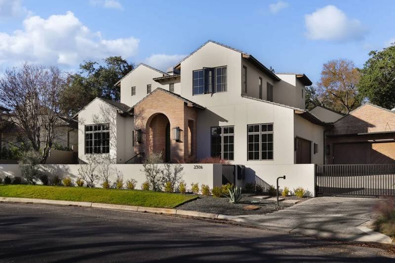 Luxury homes in Tarrytown, Austin